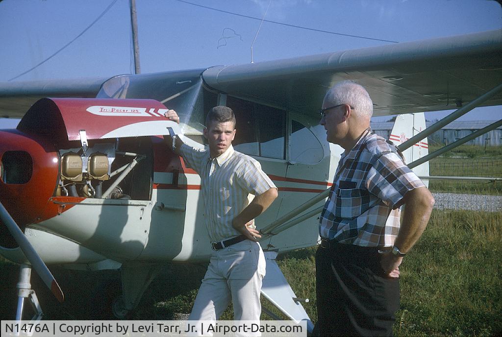 N1476A, 1952 Piper PA-22 C/N 22-383, N1476A - Paola, KS Airport
