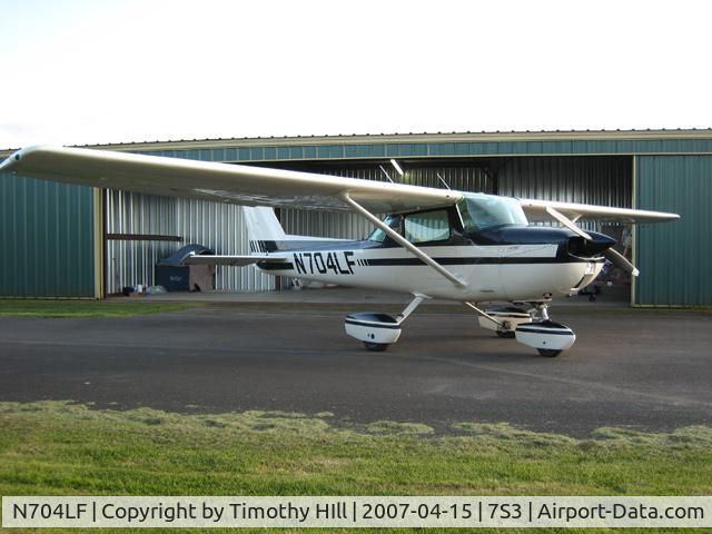 N704LF, 1976 Cessna 150M C/N 15078690, N704LF at Stark's Twin Oaks, Hillsboro, OR