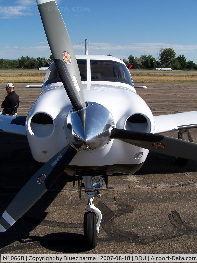 N1066B, 2006 Piper PA-32R-301T Turbo Saratoga C/N 3257443, Front View