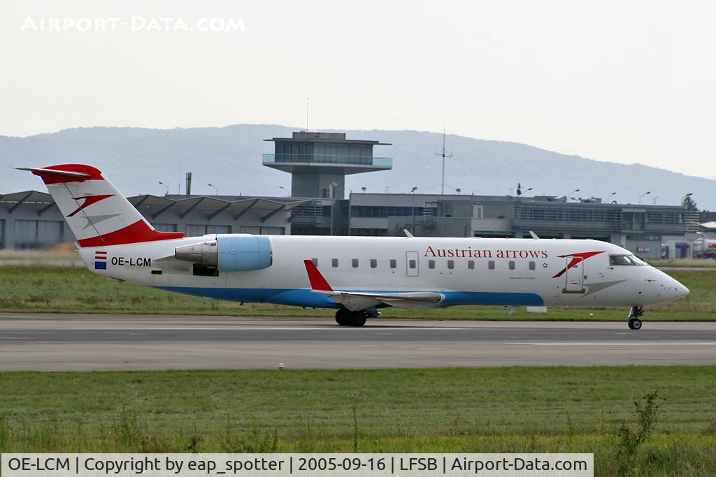 OE-LCM, 1997 Canadair CRJ-200LR (CL-600-2B19) C/N 7205, departing to VIE