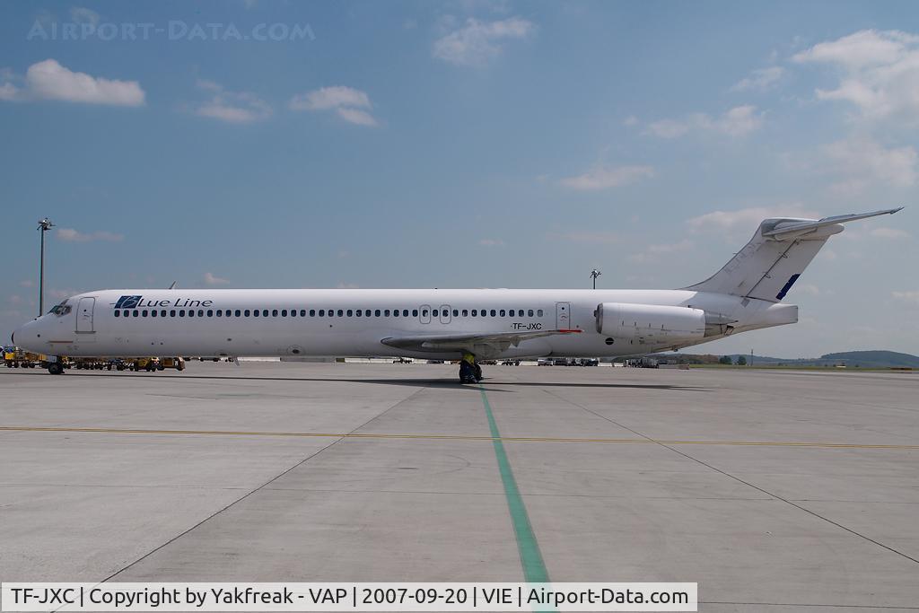 TF-JXC, 1989 McDonnell Douglas MD-83 (DC-9-83) C/N 49627, Blueline MD80