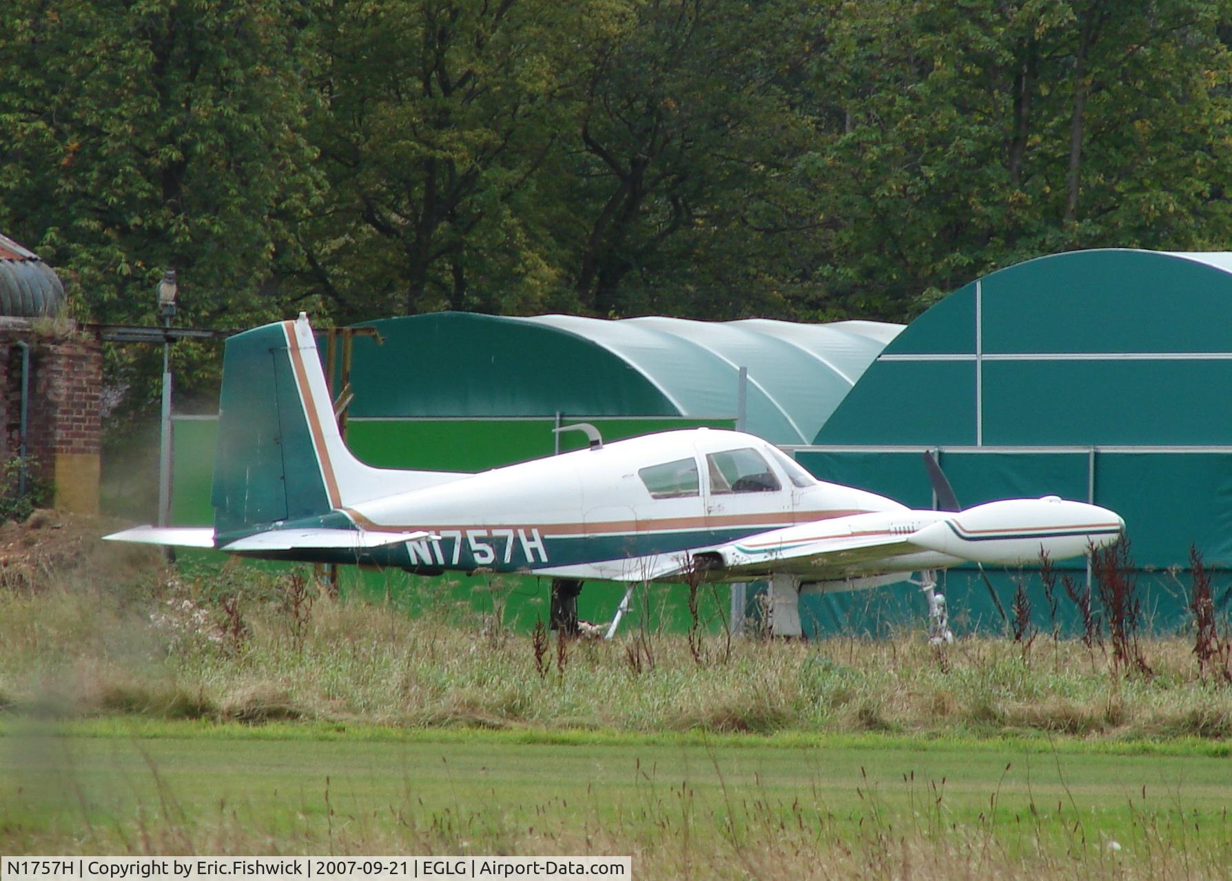 N1757H, 1959 Cessna 310C C/N 35857, 2. N1757H at Panshanger