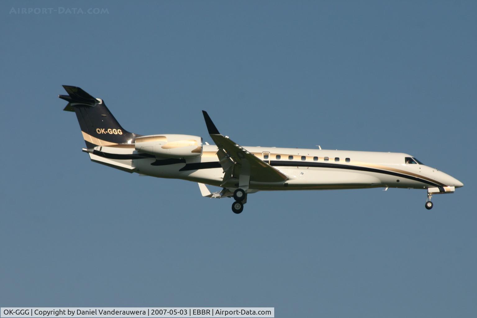 OK-GGG, 2007 Embraer EMB-135BJ Legacy 600 C/N 14500986, descending to rwy 02