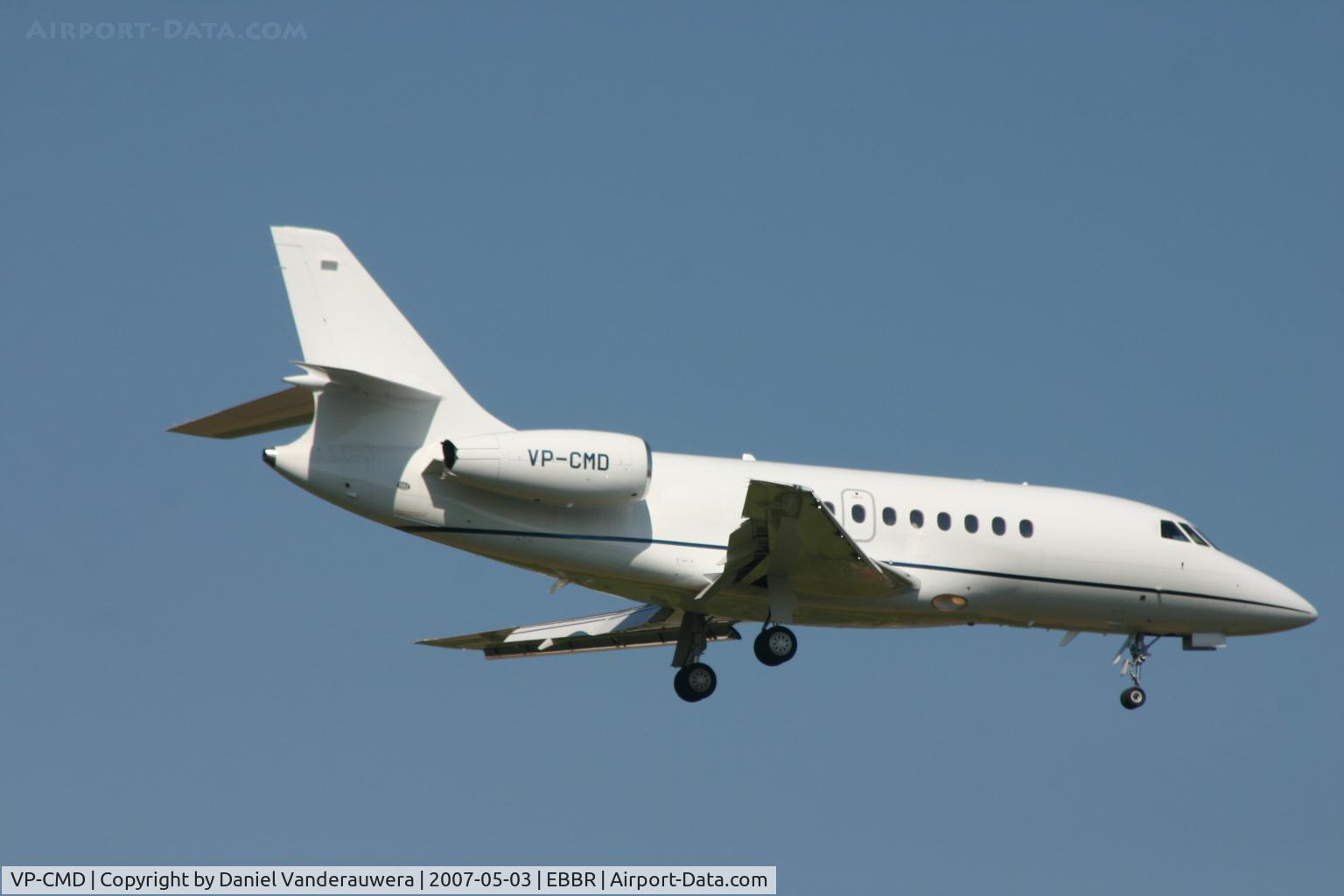 VP-CMD, 2006 Dassault Falcon 2000EX C/N 82, descending to rwy 02