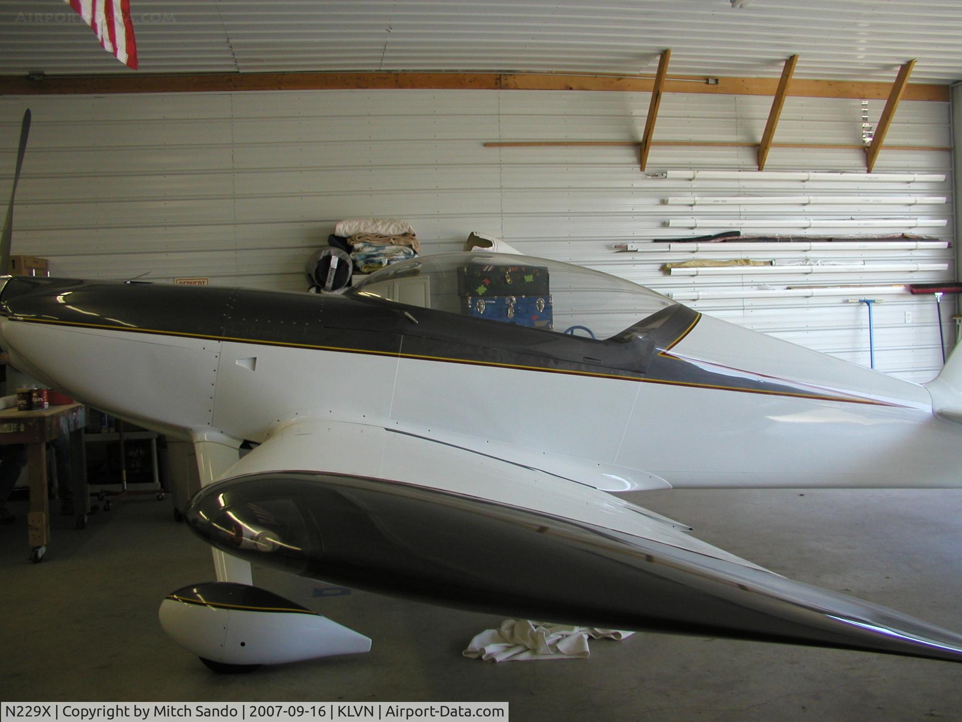 N229X, 2005 Harmon Rocket II C/N 250, Parked inside the hangar.