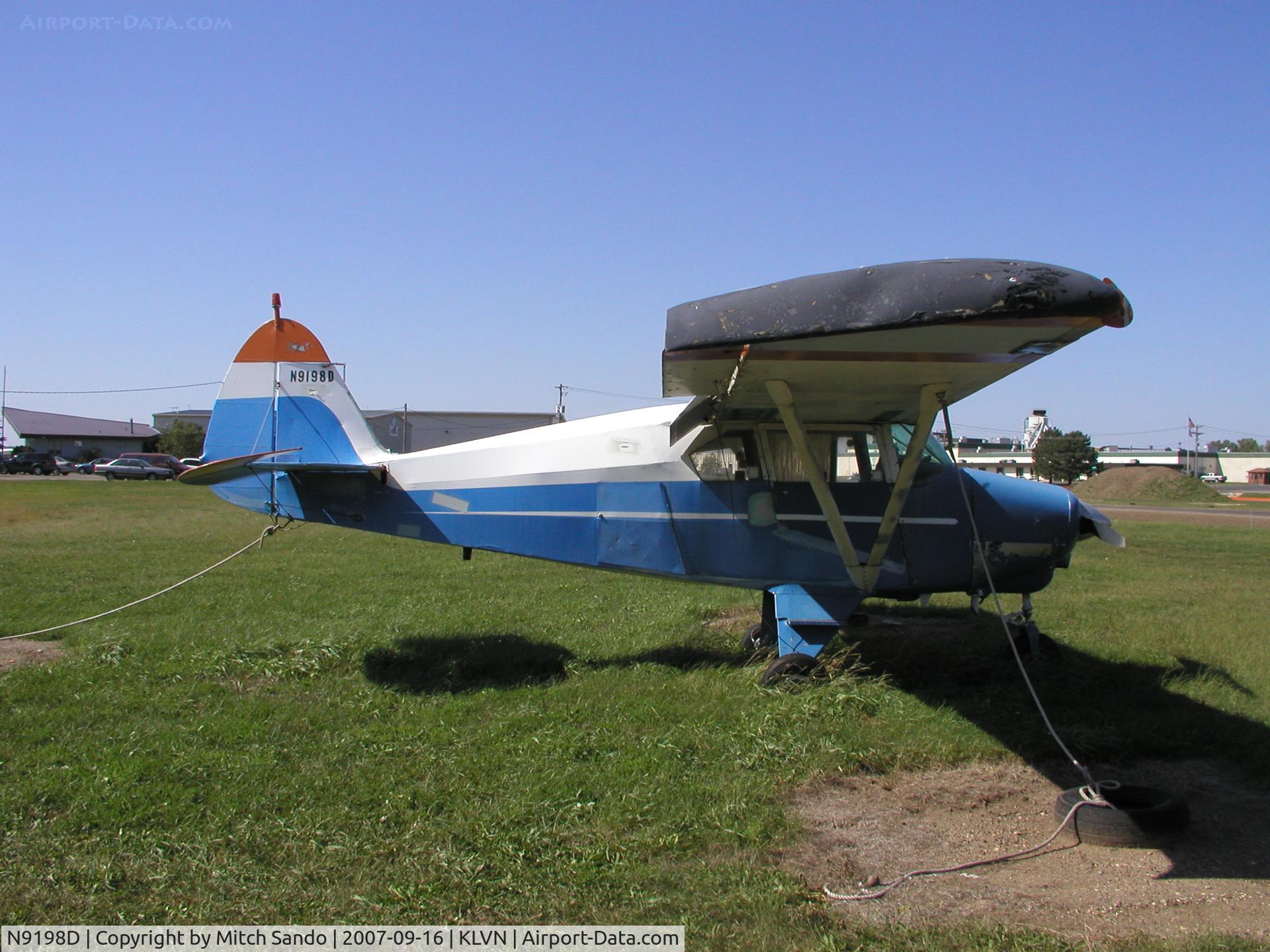 N9198D, 1958 Piper PA-22-160 Tri Pacer C/N 22-6257, Tied down at Airlake.