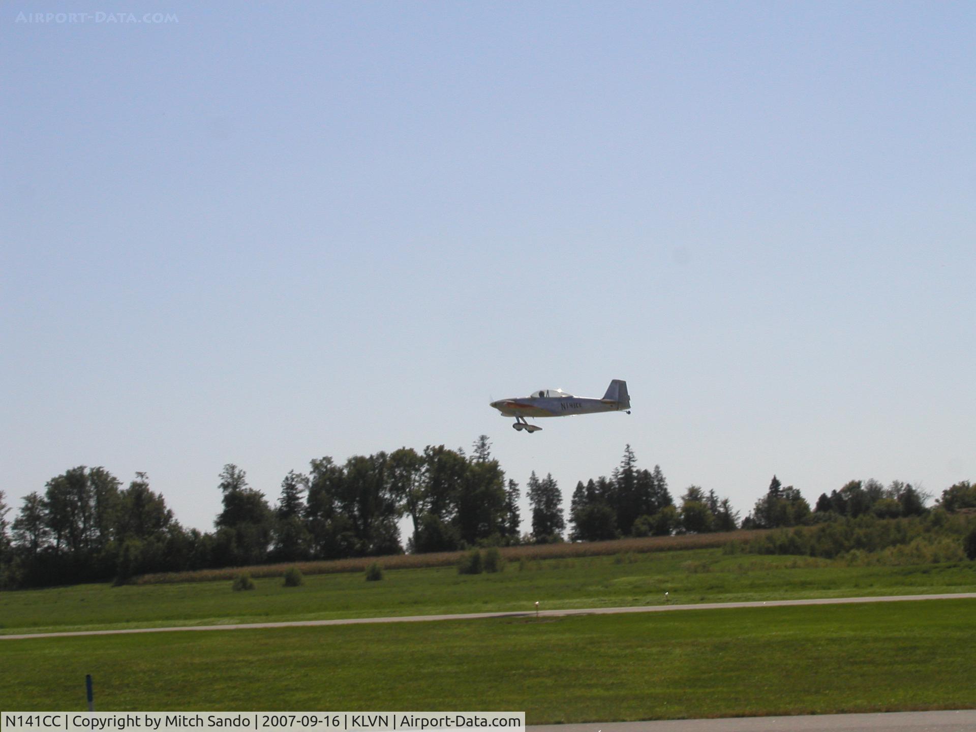 N141CC, 1991 Vans RV-4 C/N 01 (N141CC), Departing Runway 12.