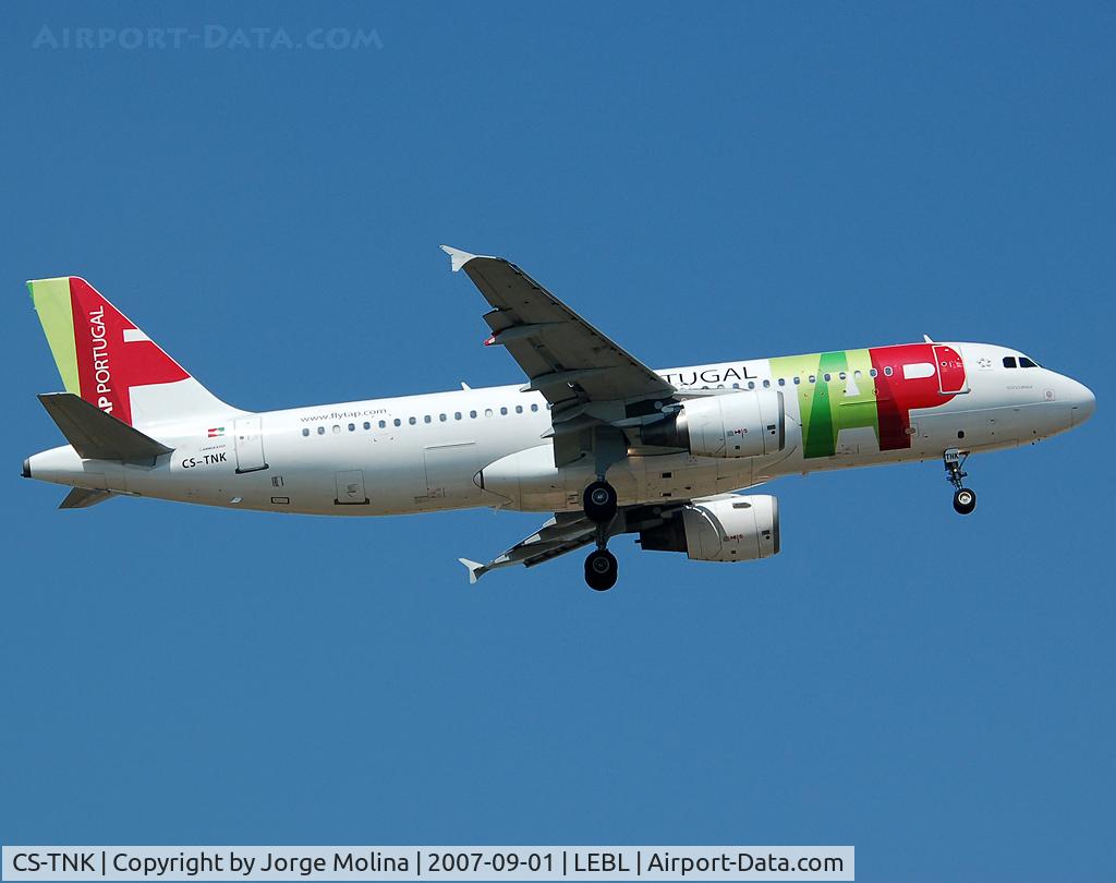 CS-TNK, 2000 Airbus A320-214 C/N 1206, 
