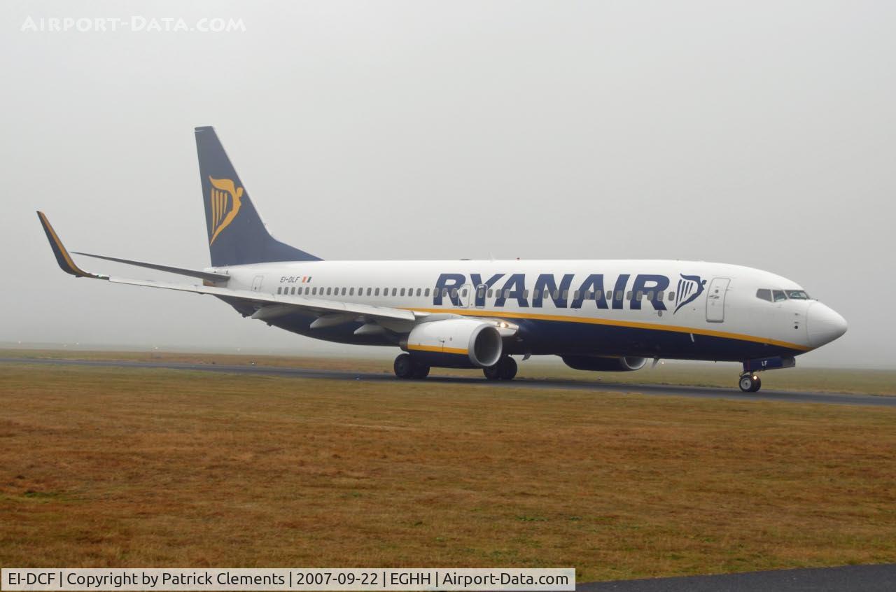 EI-DCF, 2004 Boeing 737-8AS C/N 33804, RYANAIR TAXIING TO RUNWAY 26 FOGGY MORNING