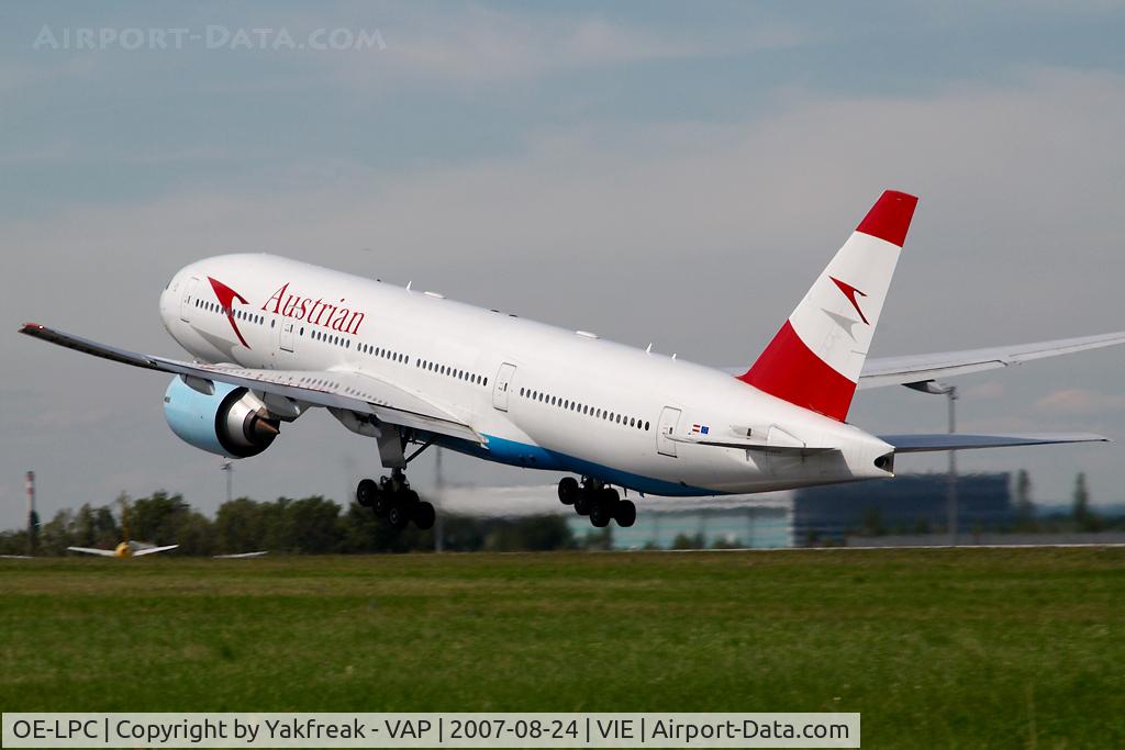 OE-LPC, 2002 Boeing 777-2Z9/ER C/N 29313, Austrian Airlines Boeing 777-200