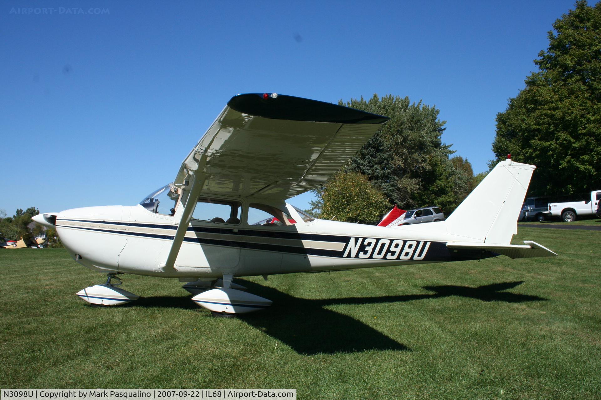 N3098U, 1963 Cessna 172E C/N 17250698, Cessna 172