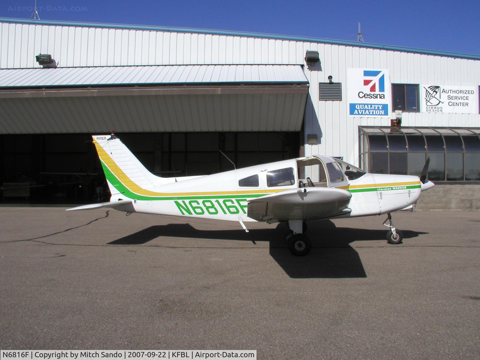 N6816F, 1976 Piper PA-28-151 C/N 28-7715180, Parked on the ramp at Faribault.