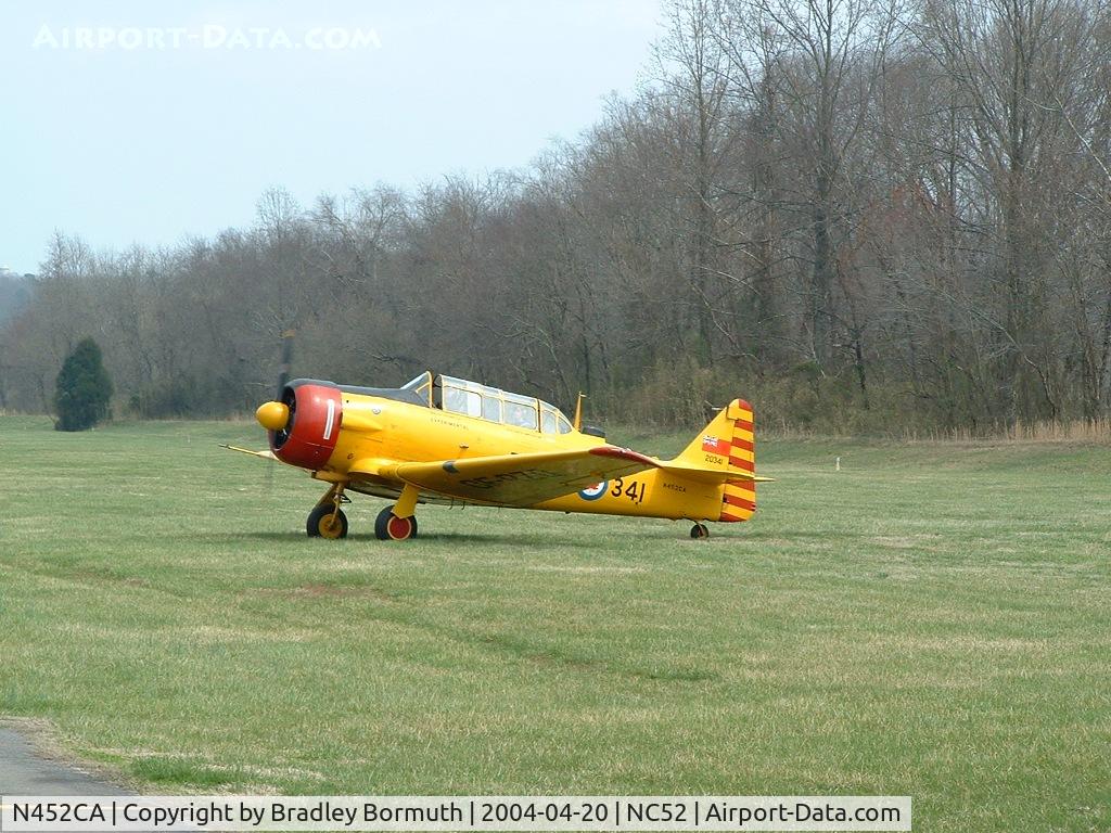 N452CA, 1952 Canadian Car & Foundry Harvard MK IV C/N CCF4-132, Great day to take pictures.