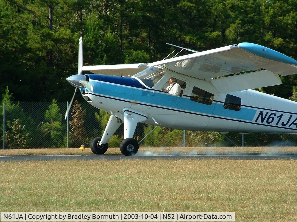 N61JA, 1967 Helio H-295-1200 Super Courier C/N 1286, A demonstration of the Helio Courier's superios short takeoff and landing performance at the JAARS open house in 2003.