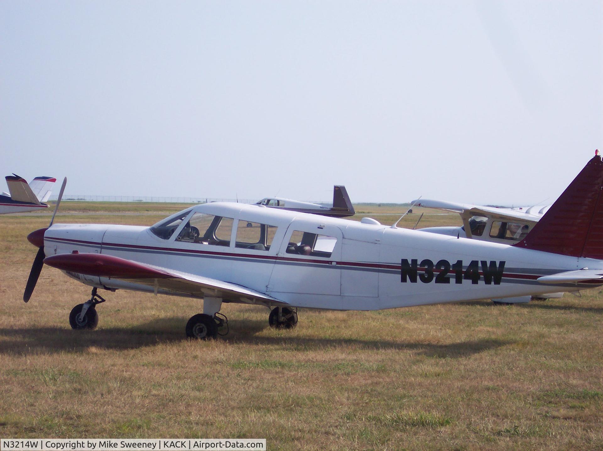 N3214W, 1965 Piper PA-32-300 Cherokee Six C/N 32-15, Cherokee 6