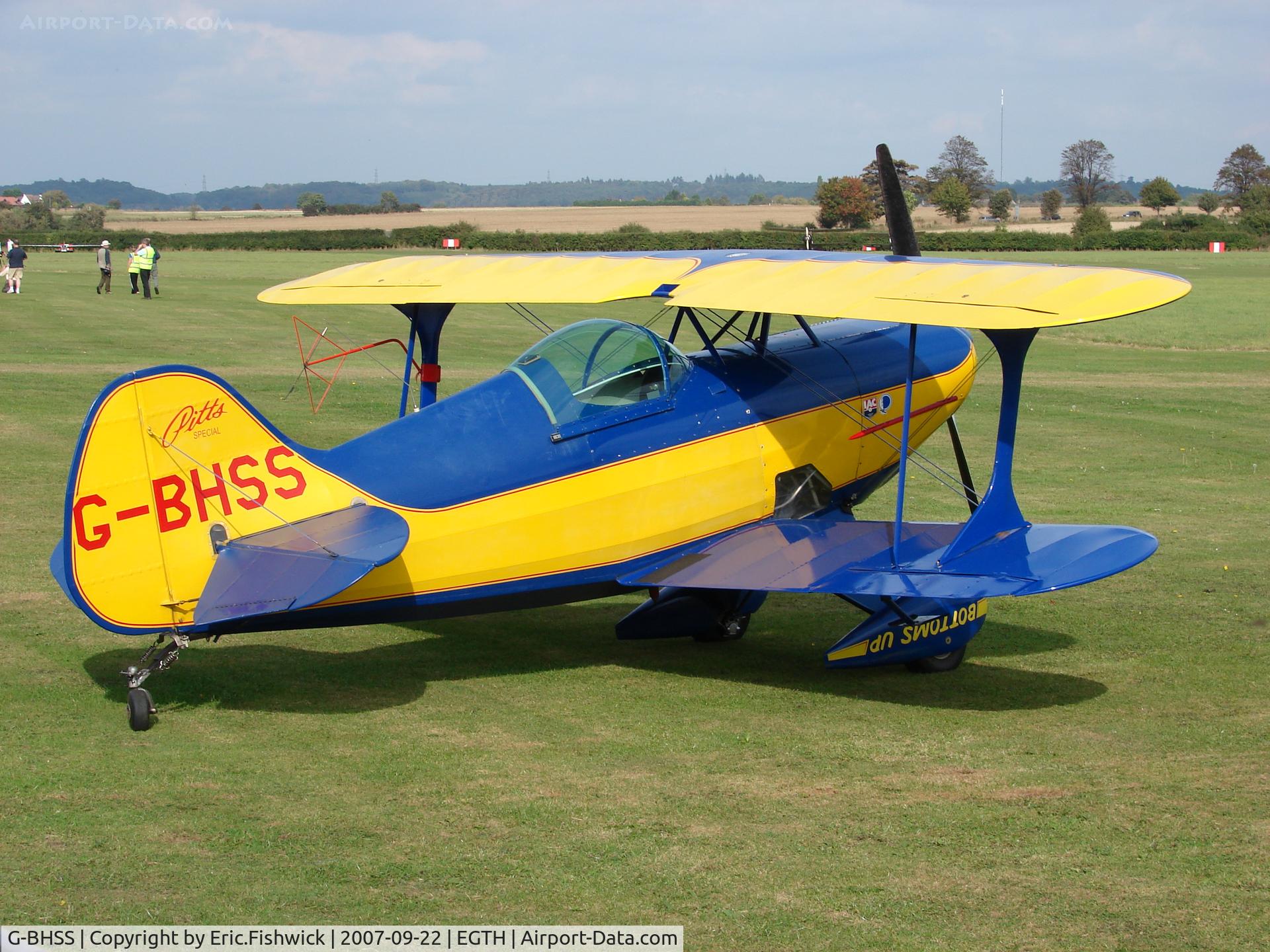 G-BHSS, 1968 Pitts S-1S Special C/N C1461M, 2. G-BHSS at Shuttleworth Collection Air Display