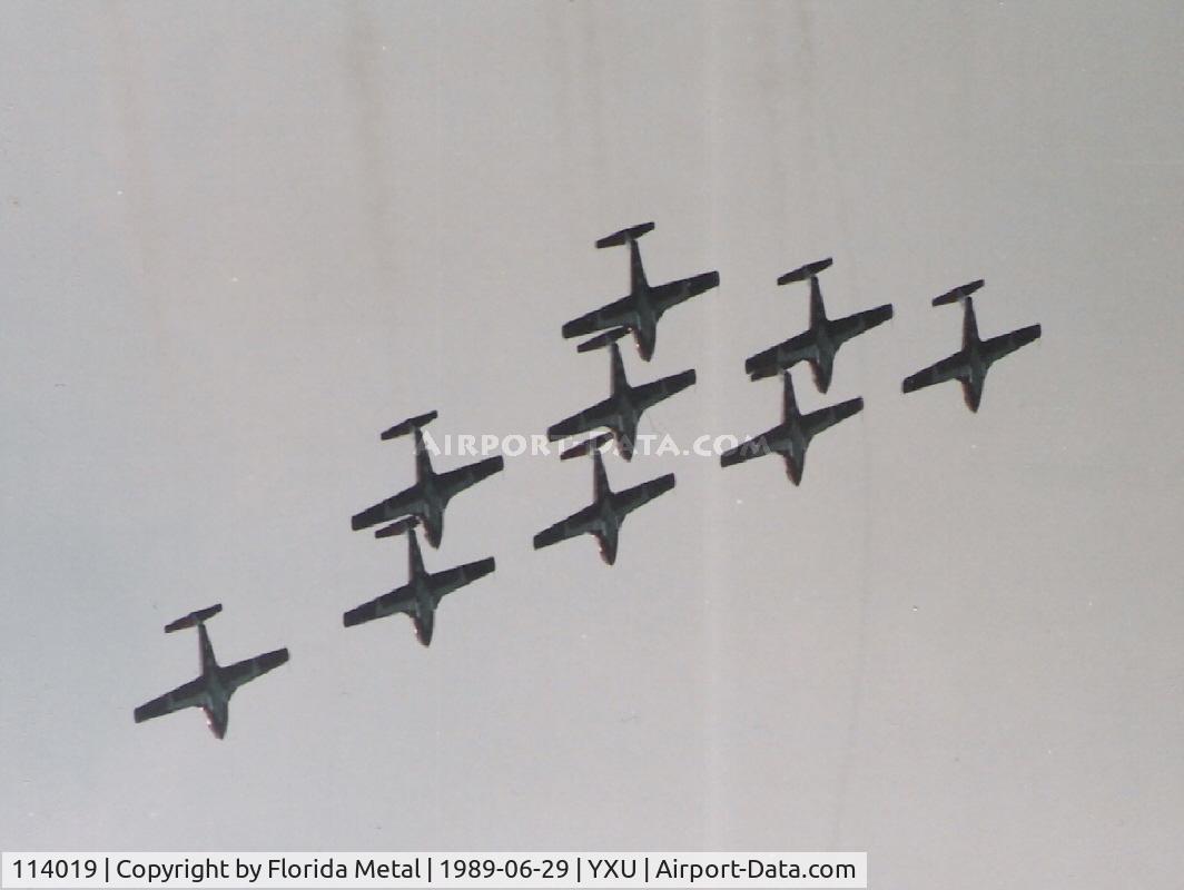 114019, Canadair CT-114 Tutor C/N 1019, Snowbirds