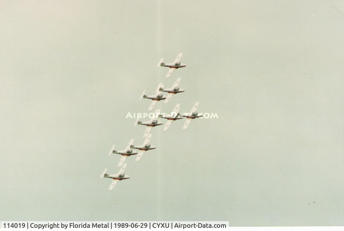 114019, Canadair CT-114 Tutor C/N 1019, Snowbirds