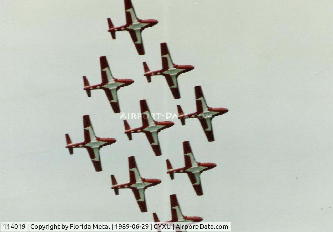 114019, Canadair CT-114 Tutor C/N 1019, Snowbirds