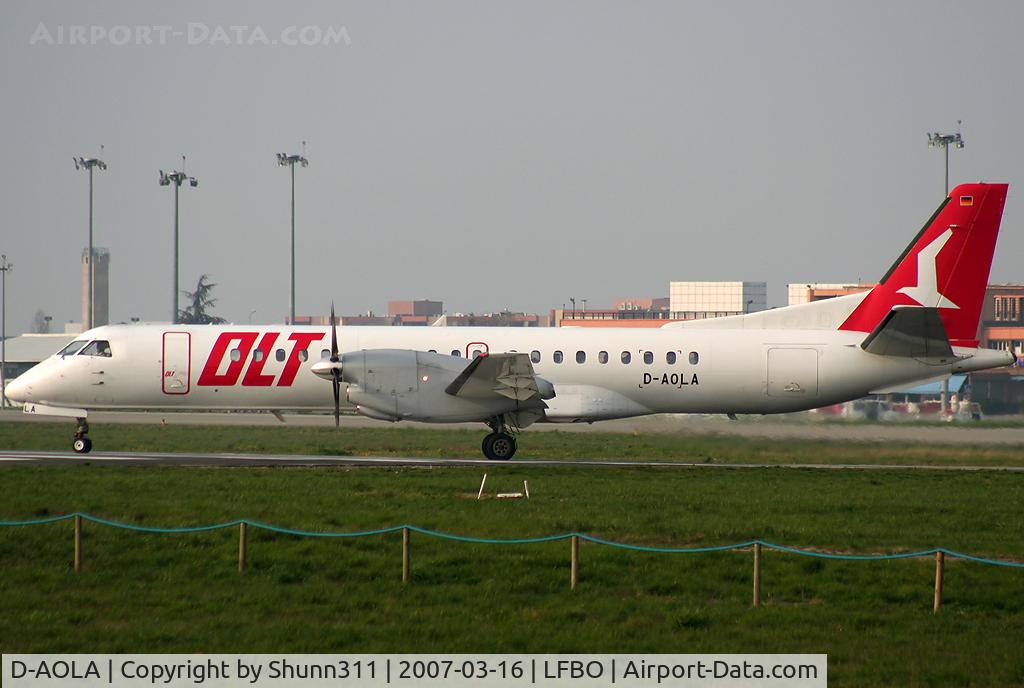 D-AOLA, 1994 Saab 2000 C/N 2000-008, Line up rwy 32R for take off