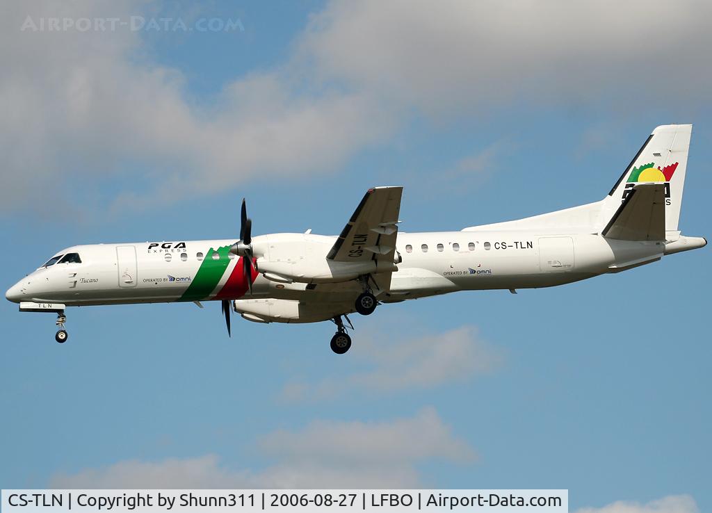 CS-TLN, 1995 Saab 2000 C/N 2000-016, Landing rwy 32L