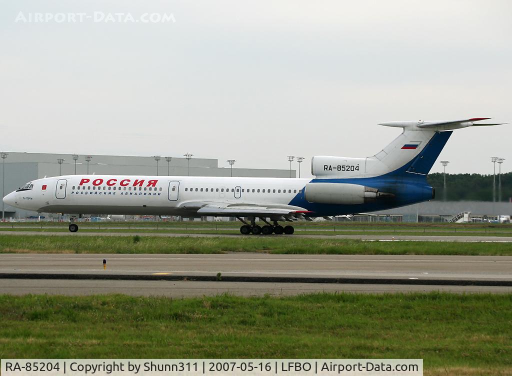 RA-85204, 1991 Tupolev Tu-154M C/N 91A886, Ready to take off rwy 14L with Rossiya titles