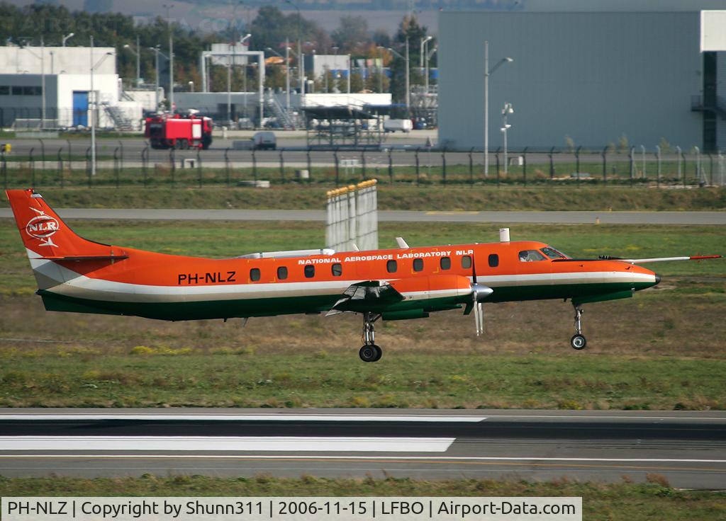 PH-NLZ, Swearingen SA-226TC Merlin II C/N TC-277, Landing rwy 32L and came for vortex tests with prototype Airbus A340