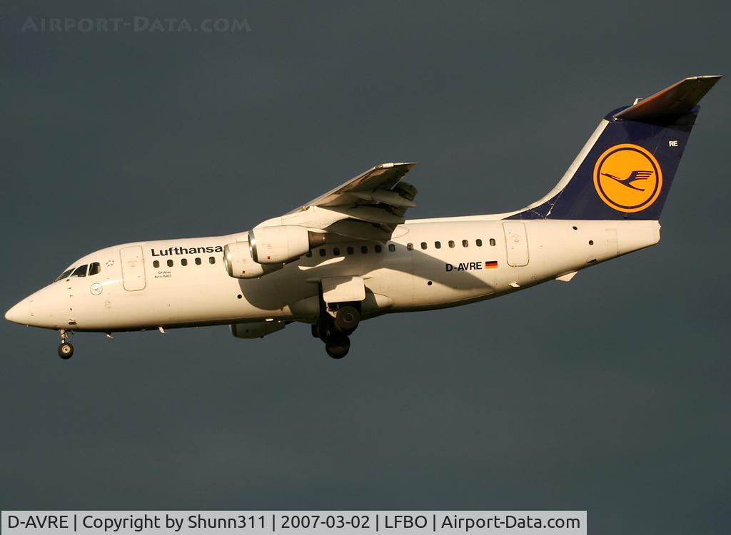 D-AVRE, 1995 British Aerospace Avro 146-RJ85 C/N E.2261, Landing rwy 32R