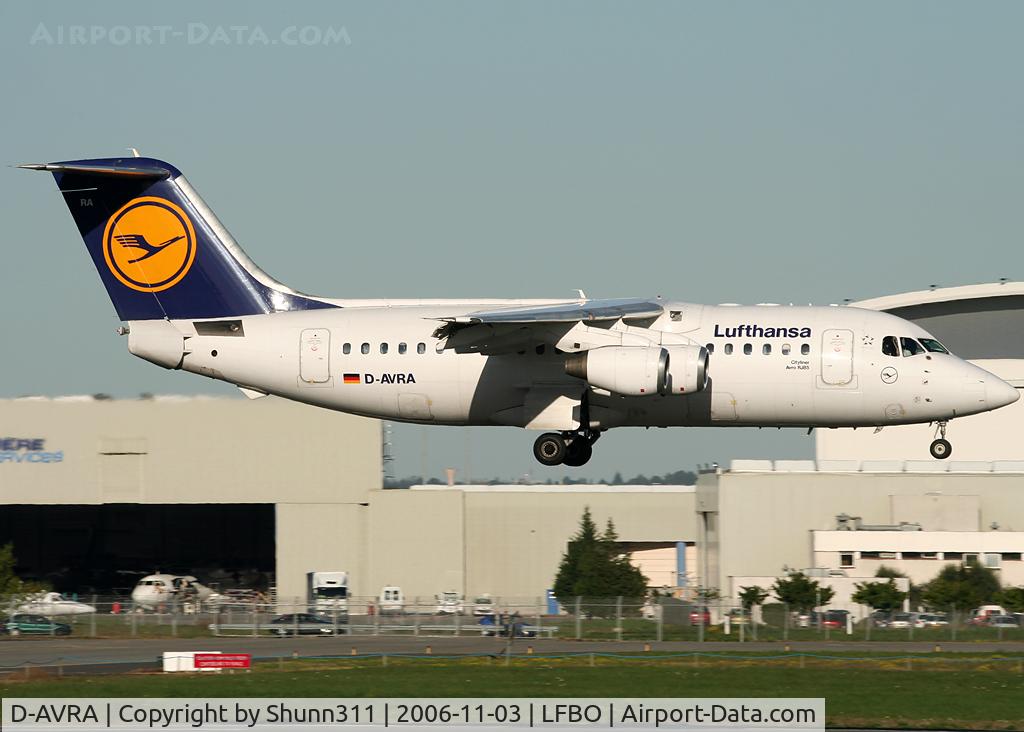 D-AVRA, 1994 British Aerospace Avro 146-RJ85 C/N E.2256, Landing rwy 14R