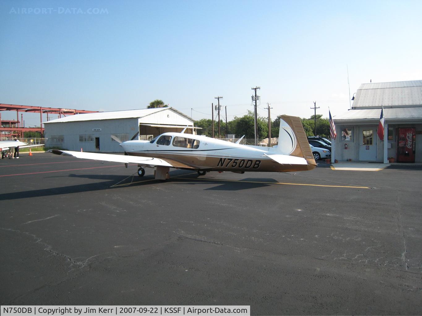 N750DB, 2005 Mooney M20R Ovation C/N 29-0355, MAPA Convention San Antonio 2007