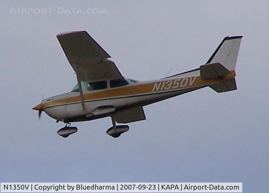 N1350V, 1976 Cessna R172K Hawk XP C/N R1722178, Touch and Go