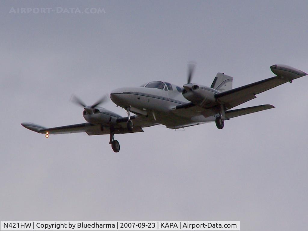 N421HW, 1974 Cessna 421B Golden Eagle C/N 421B0616, Landing 17L