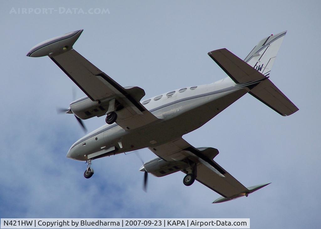 N421HW, 1974 Cessna 421B Golden Eagle C/N 421B0616, Abort Landing and flyby on 17L.