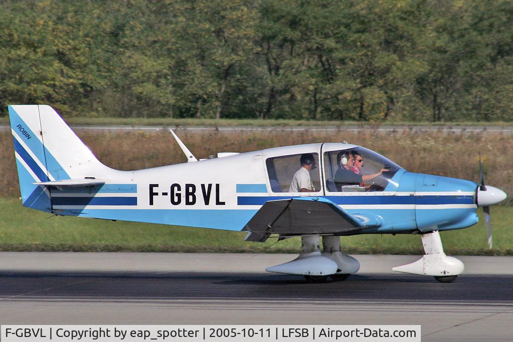 F-GBVL, Robin DR-400-120 C/N 1406, landing on runway 16