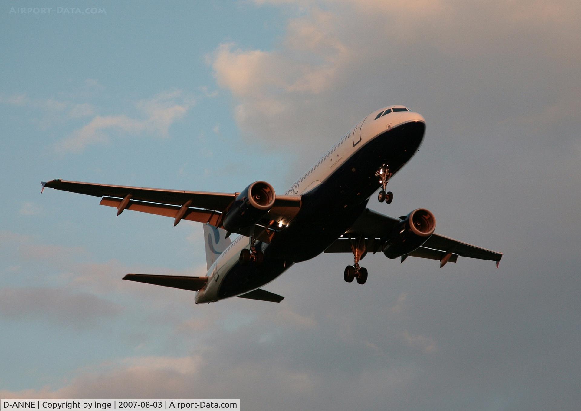 D-ANNE, 2001 Airbus A320-232 C/N 1557, A320