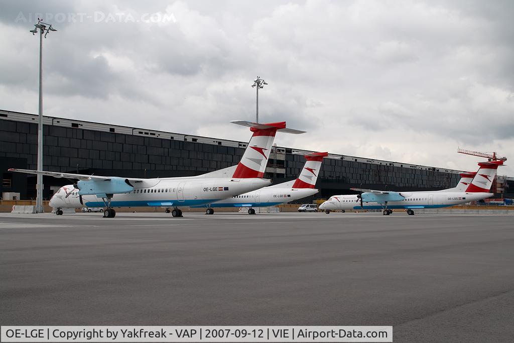 OE-LGE, 2001 De Havilland Canada DHC-8-402Q Dash 8 C/N 4042, Austrian Arrows Dash 8-400