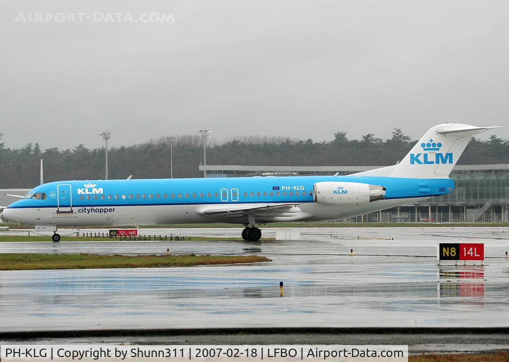 PH-KLG, 1989 Fokker 100 (F-28-0100) C/N 11271, Ready to take off rwy 14L... New c/s