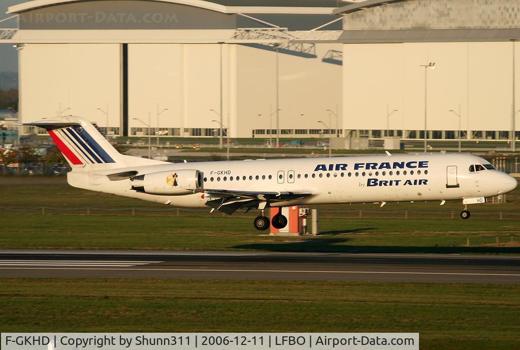 F-GKHD, 1992 Fokker 100 (F-28-0100) C/N 11381, Landing rwy 14R