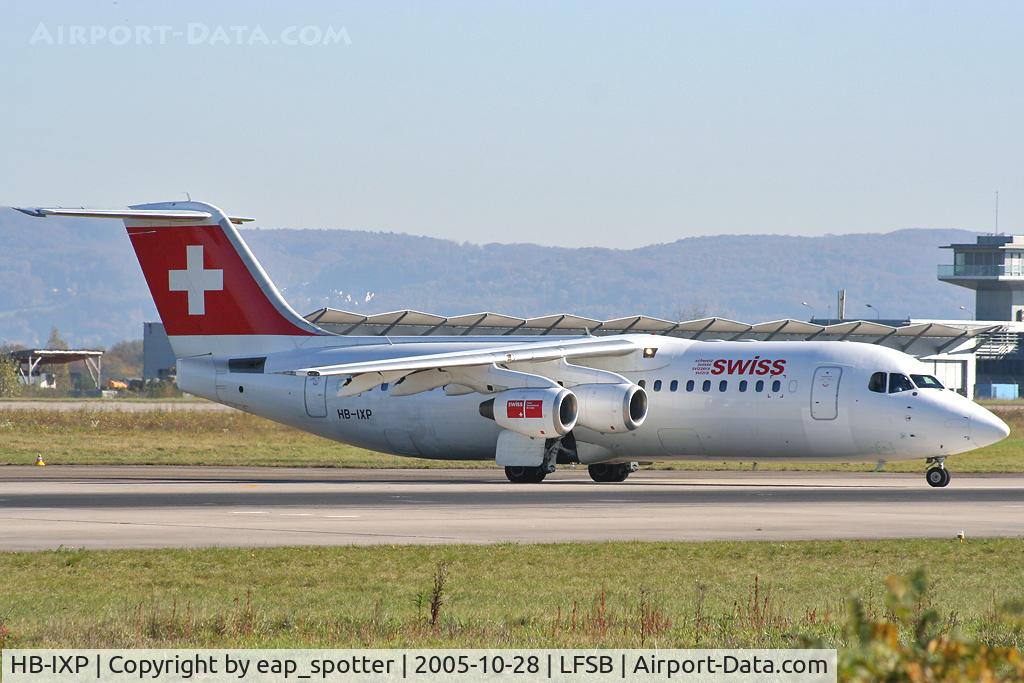 HB-IXP, 1996 British Aerospace Avro 146-RJ100 C/N E3283, departing runway 16