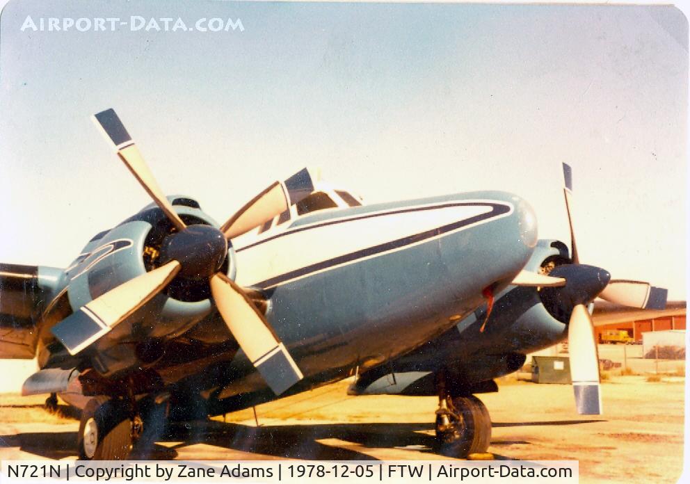 N721N, 1944 Lockheed PV-1 C/N 5272, On the ramp at Meacham Field