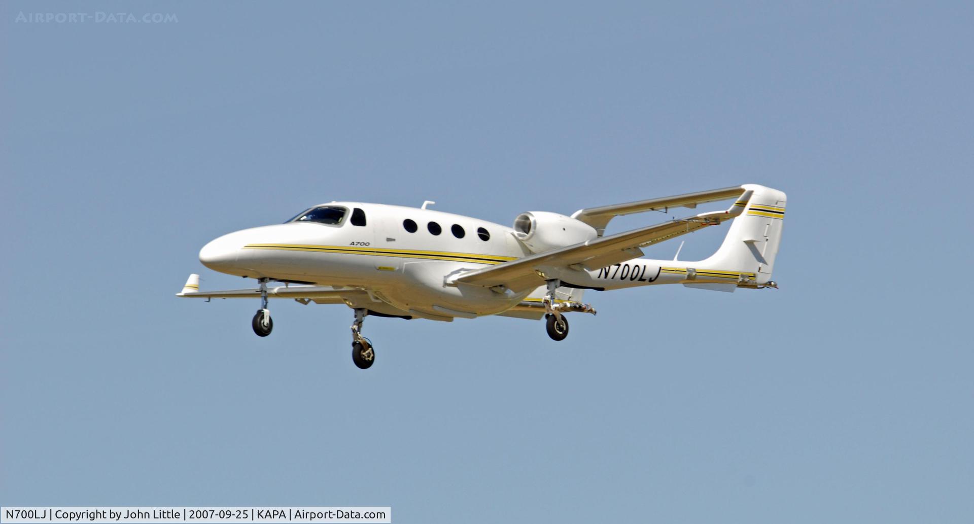 N700LJ, 2006 Adam Aircraft A700 C/N 0002, Approach to 17L