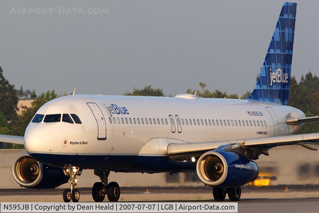 N595JB, 2004 Airbus A320-232 C/N 2286, 