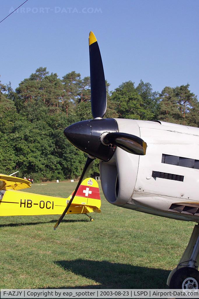 F-AZJY, 1998 Caudron JN-760-C1 replica C/N 01, close-up of damaged propeller