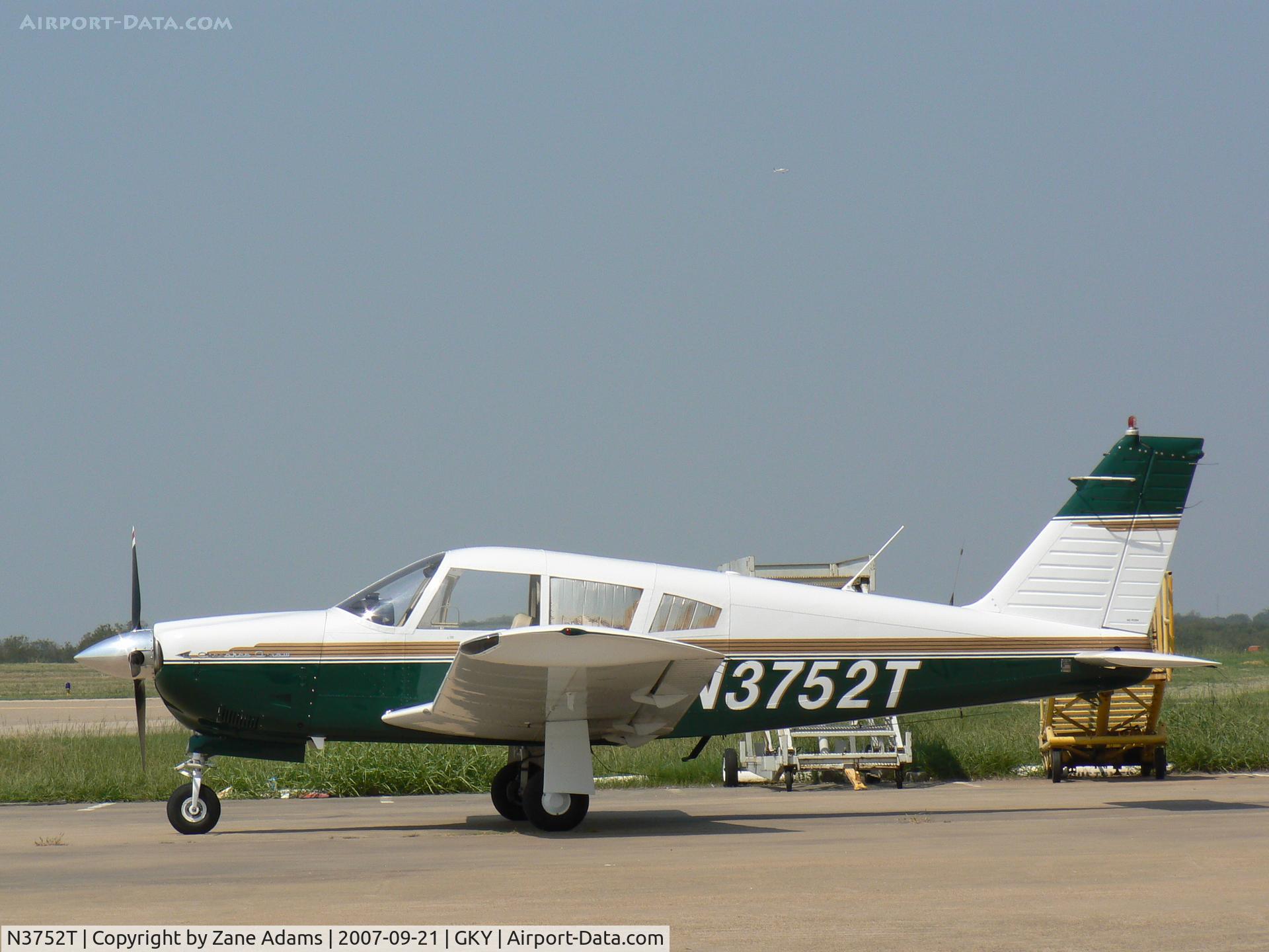 N3752T, 1967 Piper PA-28R-180 Cherokee Arrow C/N 28R-30061, on the ramp at Arlington Muni