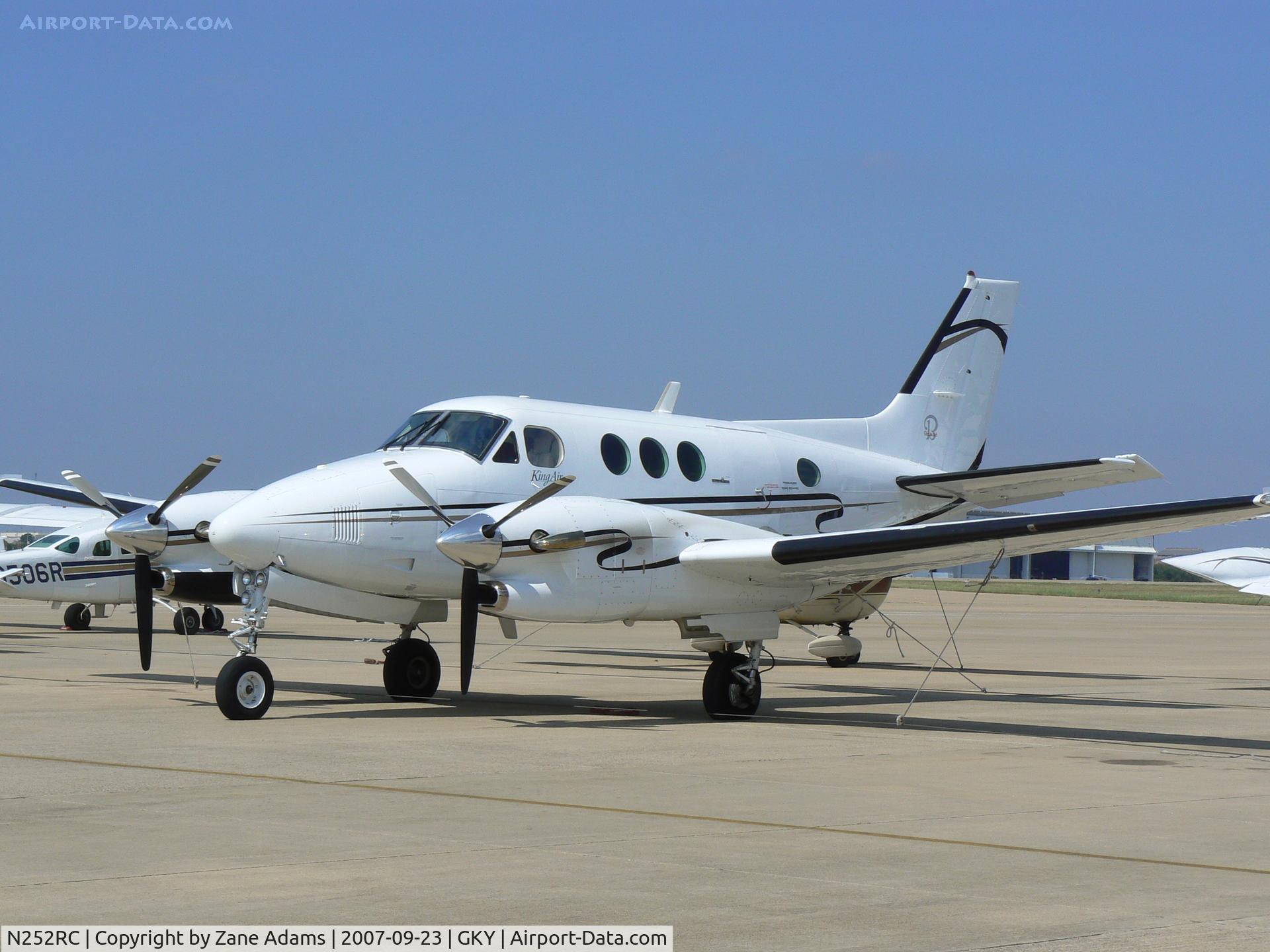 N252RC, 1987 Beech C90A King Air C/N LJ-1152, on the ramp at Arlington Muni