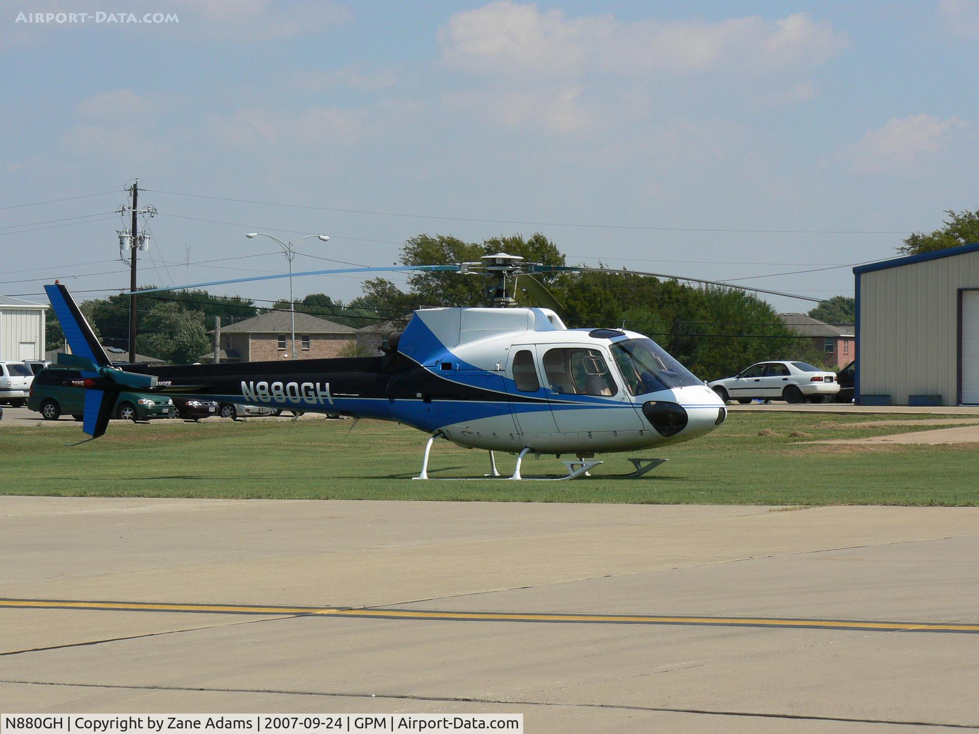 N880GH, 1979 Aerospatiale AS-350D AStar C/N 1112, on the ramp at Grand Prairie
