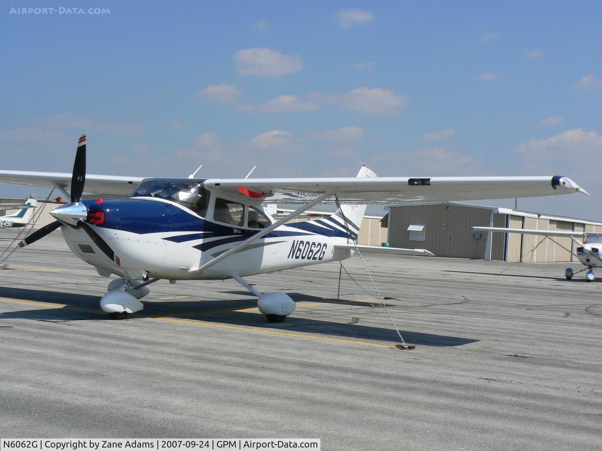 N6062G, 2006 Cessna T182T Turbo Skylane C/N T18208596, on the ramp at Grand Prairie