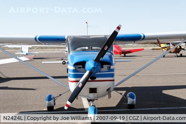 N2424L, 1966 Cessna 172H C/N 17255624, Sitting at CGZ