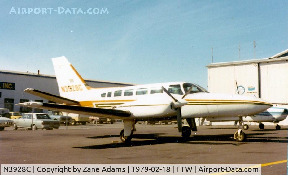 N3928C, 1976 Cessna 404 Titan C/N 404-0001, On the ramp at Meacham Field