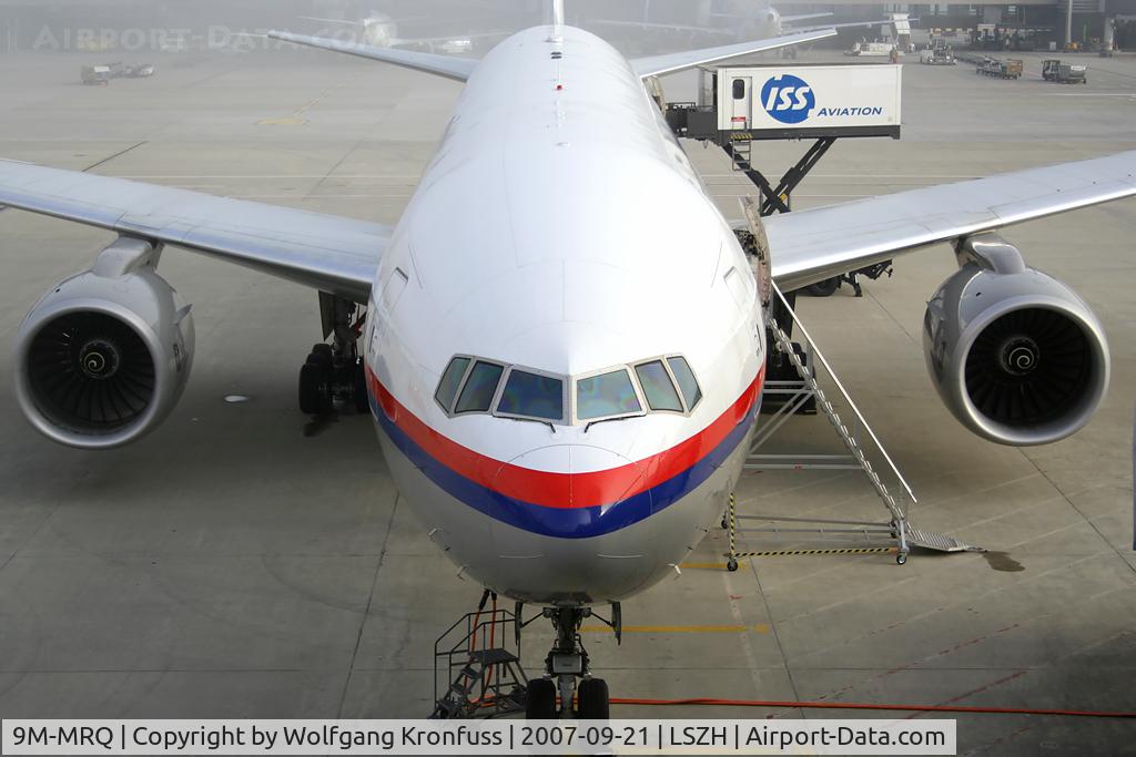 9M-MRQ, 2002 Boeing 777-2H6/ER C/N 28422, nice view...